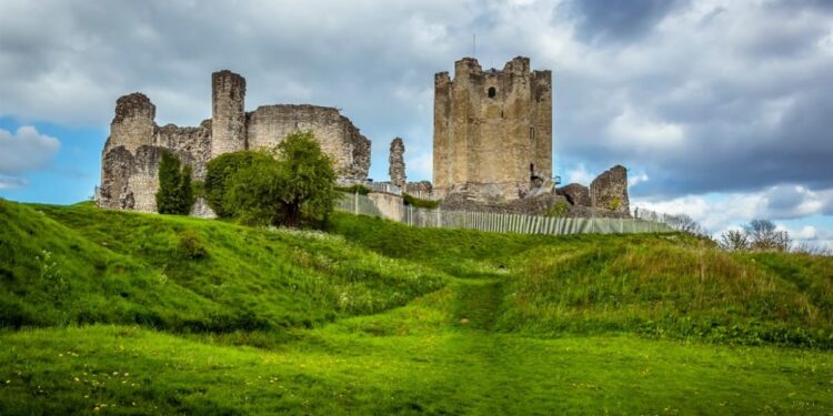 The MMT-and-Bailey Fallacy