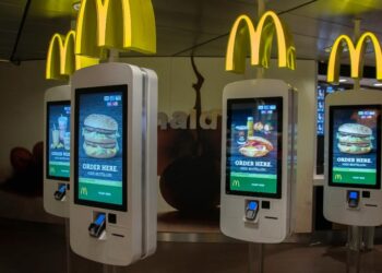 Would You Hire an AI-powered McRobot or a Human Employee?