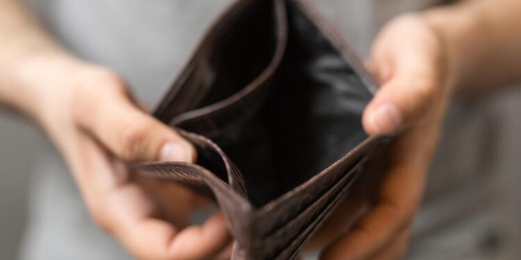 The Dangers of a “Cashless” Economy