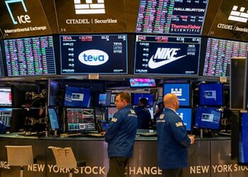 Bond Yields Are Global. The Fed Can Undo an Inverted Yield Curve