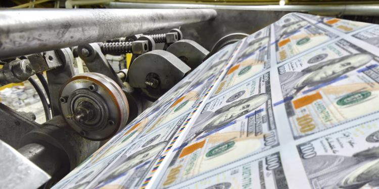 Why the Falling Money Supply Hasn’t Yet Created Big Job Losses