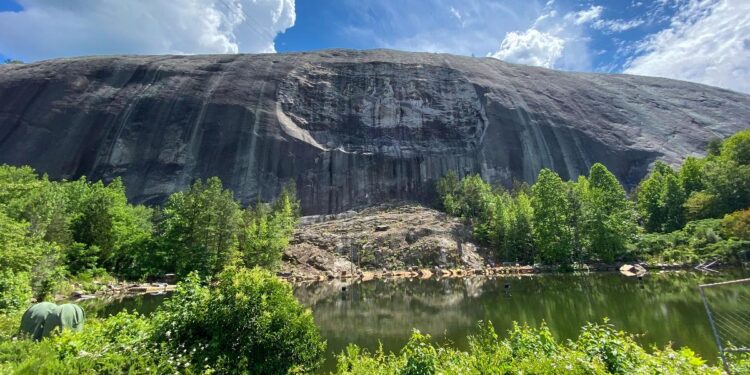 Do Destroyed Monuments Represent a Past Not Worth Defending?