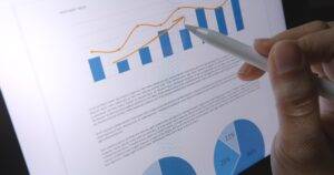 Investment Trusts vs. Individual Stocks: Which Is Better for Growth Investors?