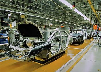 Seven Charts Showing How Canada/Mexico Tariffs Would Harm the US Auto Industry (and American Car Buyers)