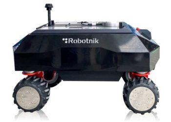 Autonomous & Industrial Mobile Robots Revolutionizing Industry