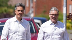 Starmer set to align UK with tougher EU net zero targets under electricity market talks